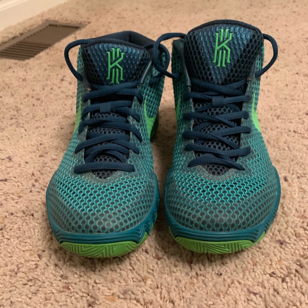 Kylie 1 ‘Australia’ Basketball shoes